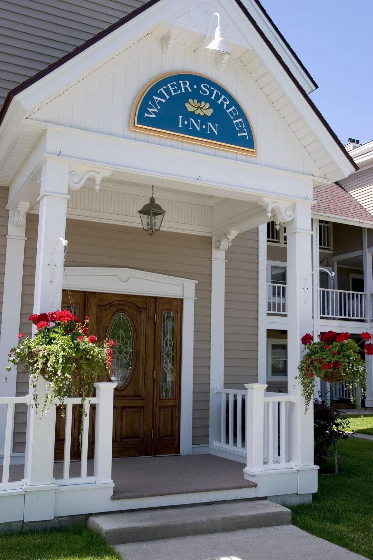 Water Street Inn Boyne City Exterior foto